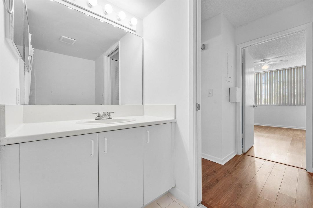 Bathroom #2