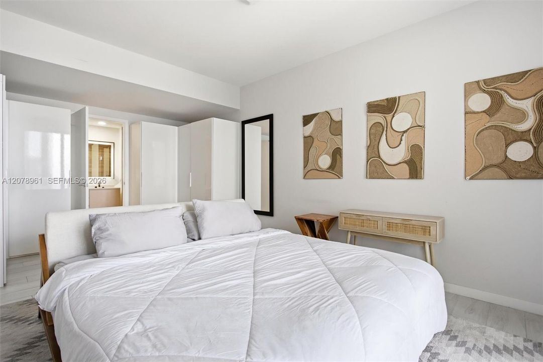 For Rent: $8,500 (2 beds, 3 baths, 1314 Square Feet)