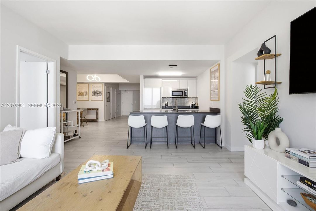 For Rent: $8,500 (2 beds, 3 baths, 1314 Square Feet)