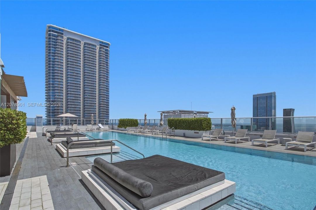 For Rent: $8,500 (2 beds, 3 baths, 1314 Square Feet)