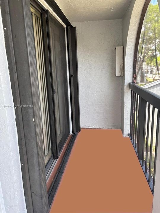 Screened Balcony