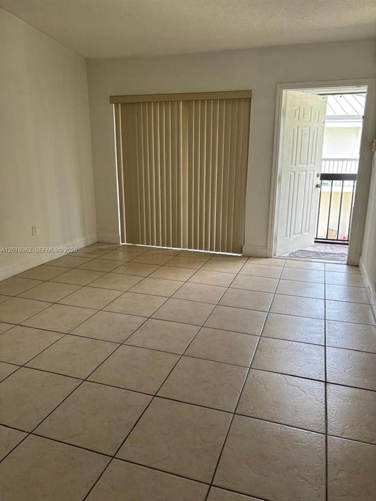 Living/Dining room