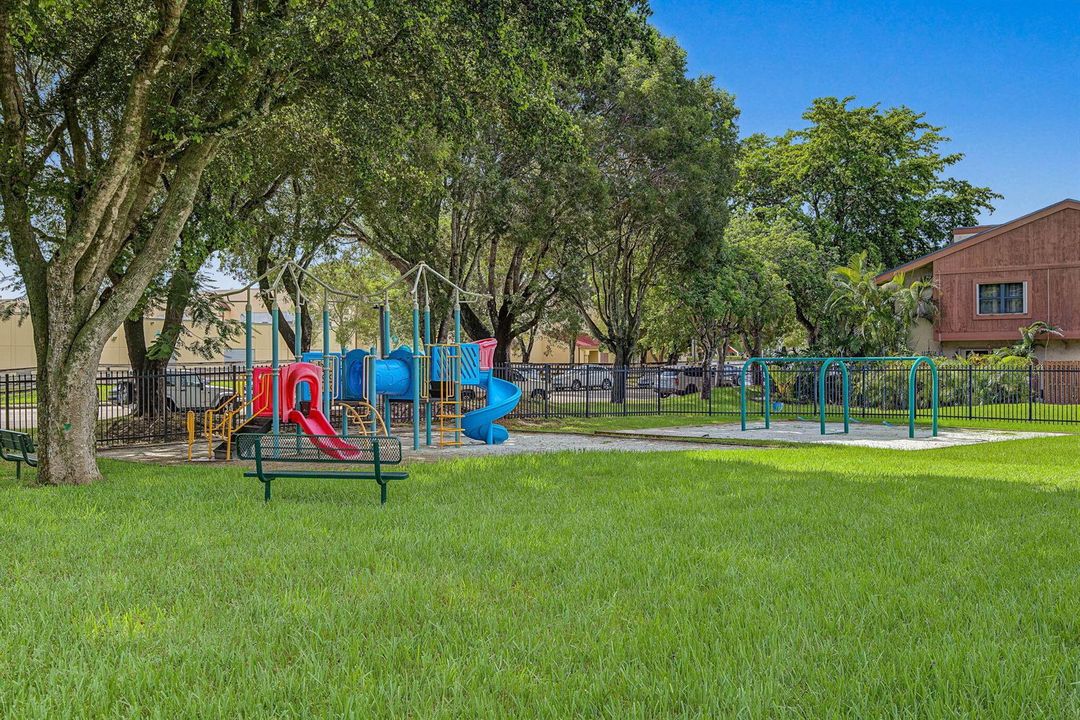 11491 SW 109th Road 15D
