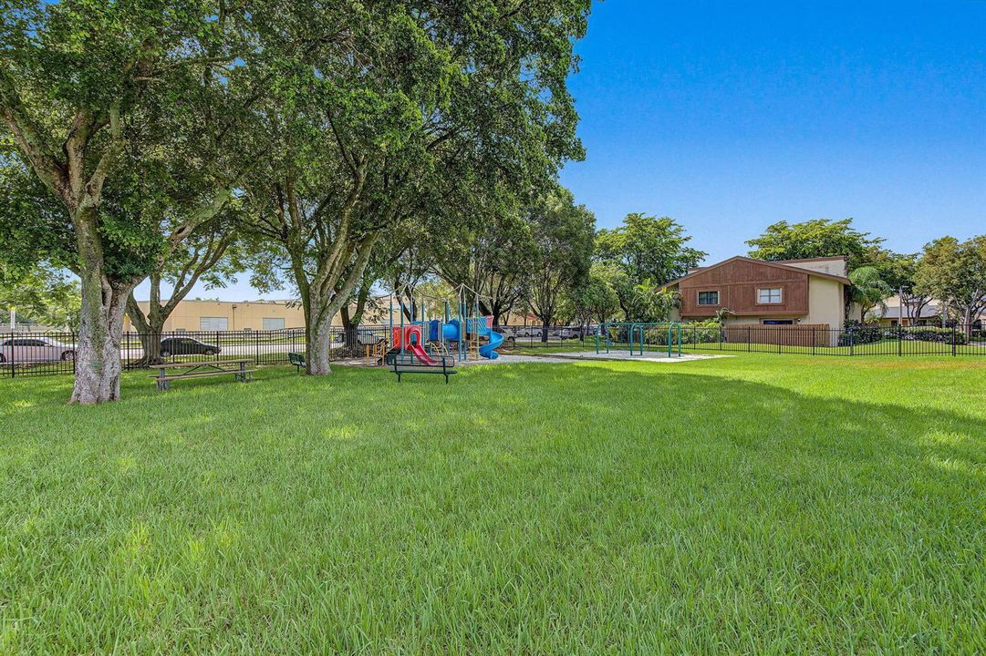 11491 SW 109th Road 15D