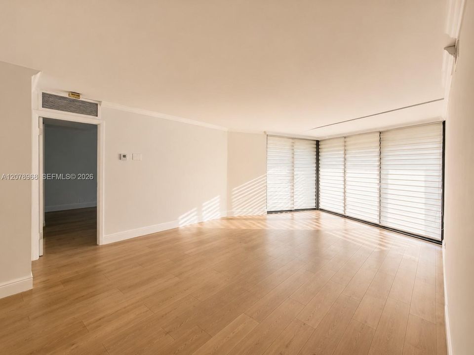 To primary bedroom