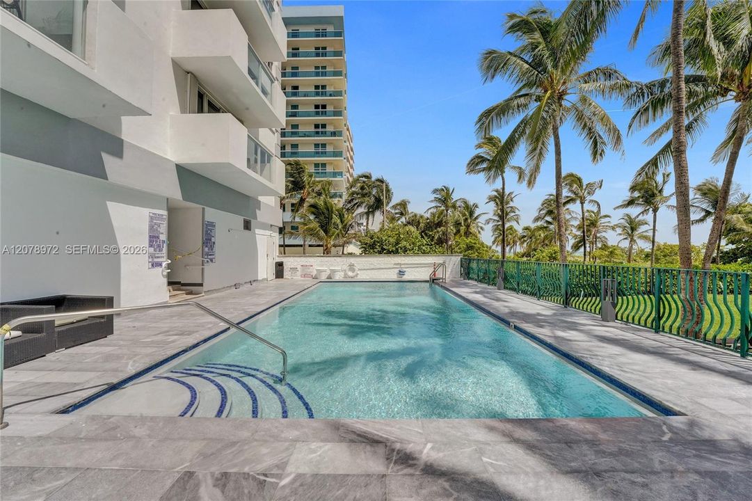 En Venta: $999,000 (1 camas, 1 baños, 905 Pies cuadrados)