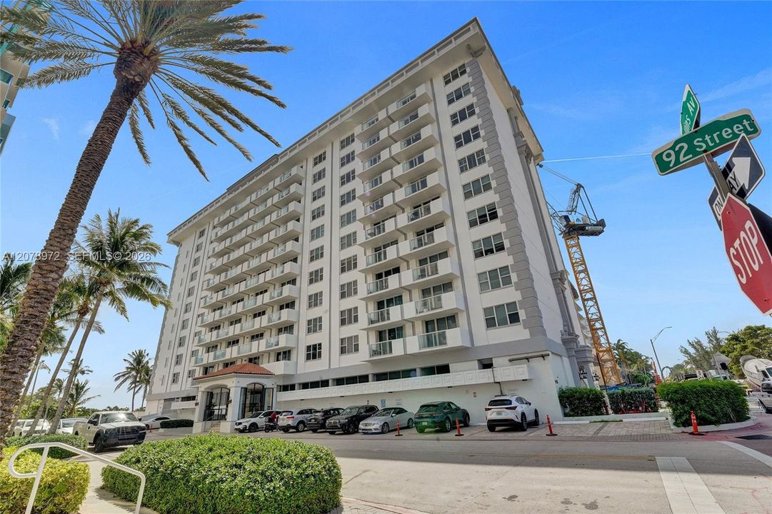 En Venta: $999,000 (1 camas, 1 baños, 905 Pies cuadrados)