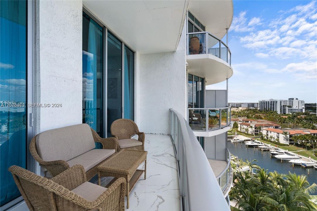 En Venta: $690,000 (3 camas, 2 baños, 1362 Pies cuadrados)