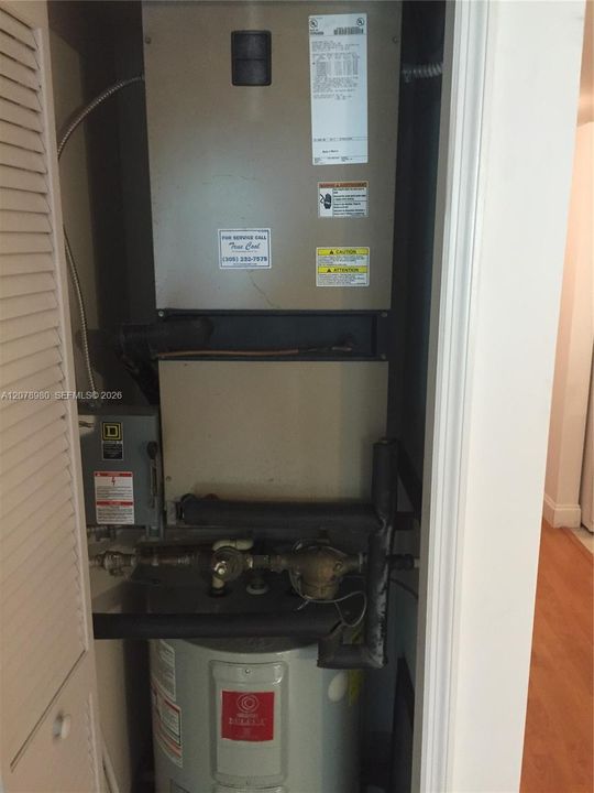 For Rent: $2,150 (1 beds, 1 baths, 704 Square Feet)