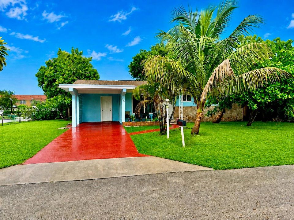 For Sale: $479,000 (3 beds, 2 baths, 1560 Square Feet)