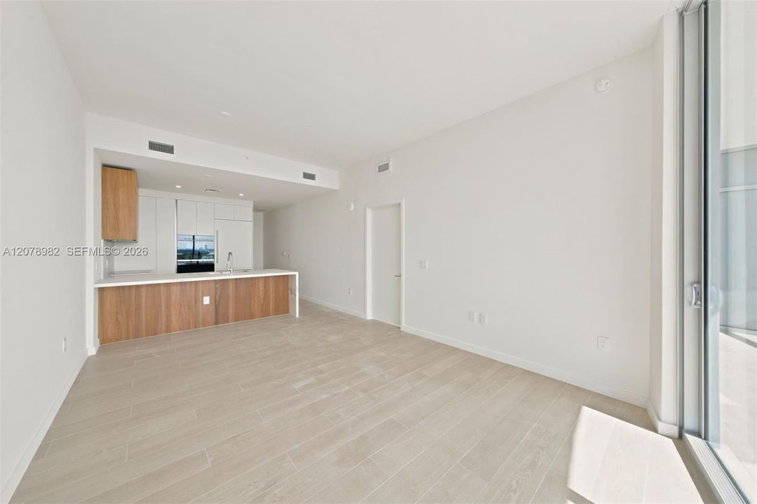 На продажу: $1,550,000 (2 спален, 3 ванн, 1613 Квадратных фут)