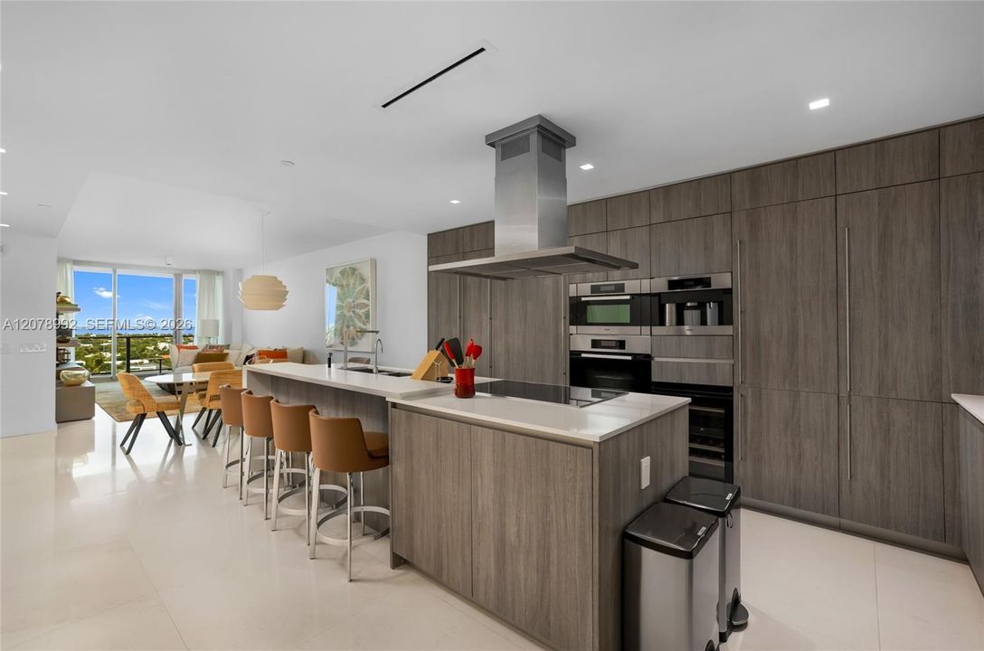 For Rent: $32,000 (3 beds, 4 baths, 3354 Square Feet)