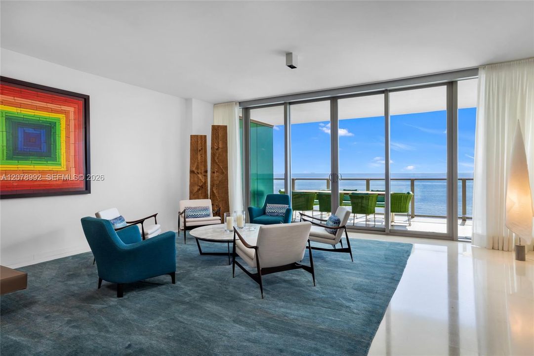 For Rent: $32,000 (3 beds, 4 baths, 3354 Square Feet)