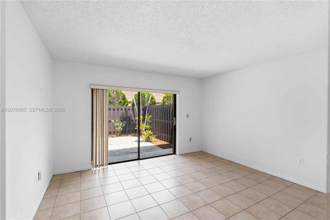 En Venta: $525,000 (3 camas, 2 baños, 1457 Pies cuadrados)