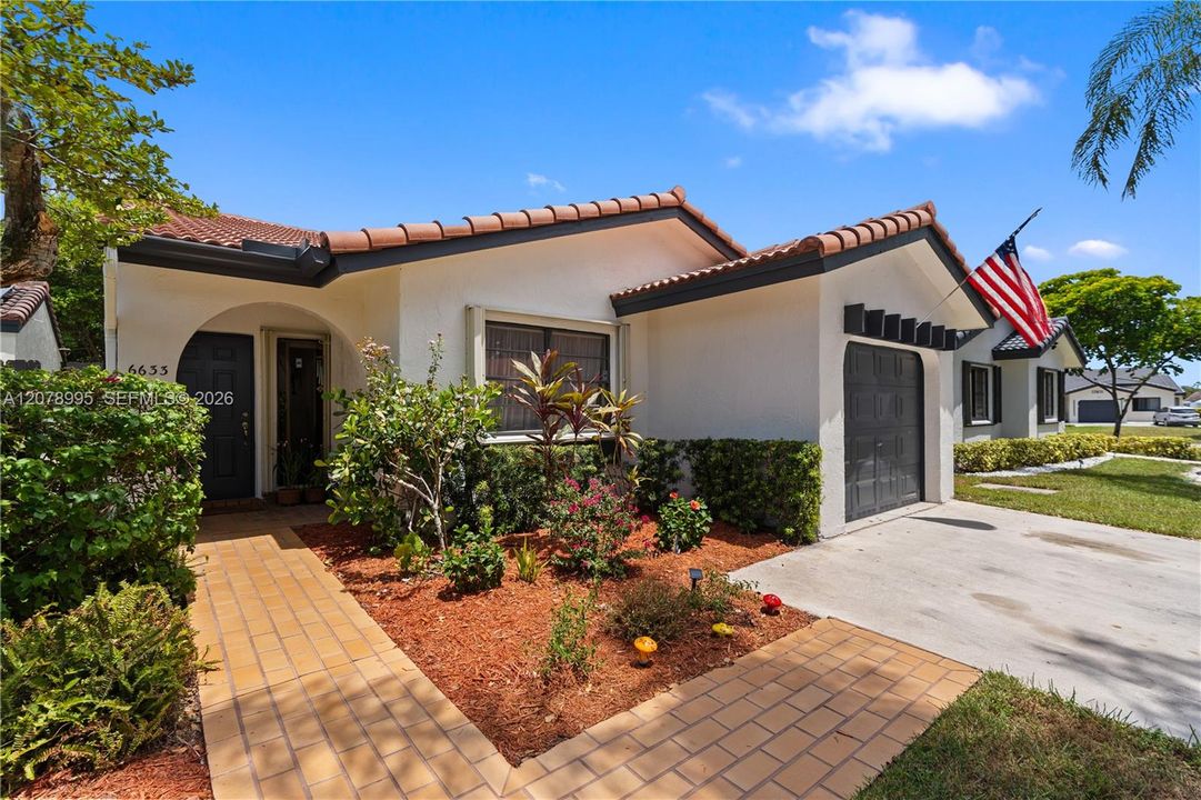 En Venta: $525,000 (3 camas, 2 baños, 1457 Pies cuadrados)