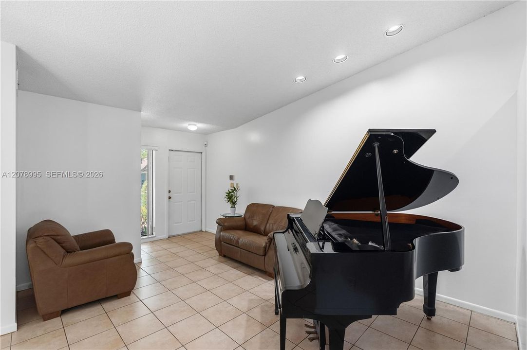 En Venta: $525,000 (3 camas, 2 baños, 1457 Pies cuadrados)