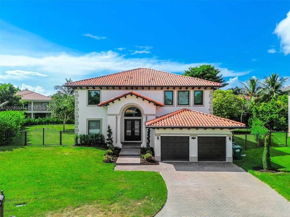 For Sale: $1,495,000 (5 beds, 4 baths, 3945 Square Feet)