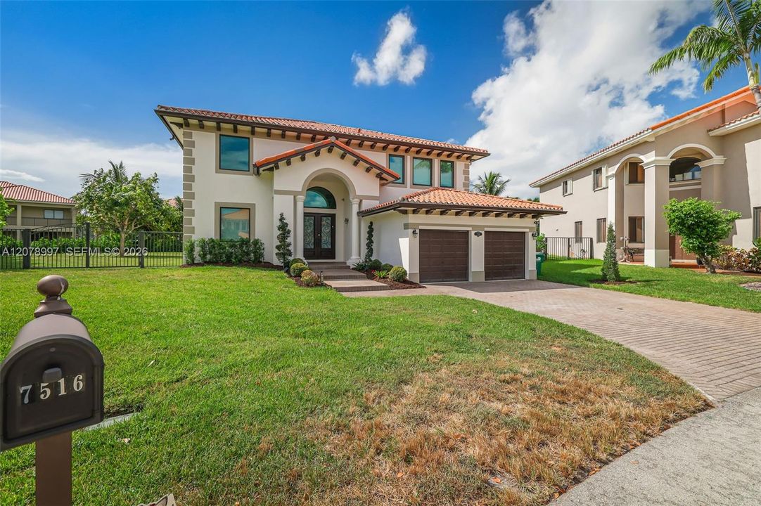 For Sale: $1,495,000 (5 beds, 4 baths, 3945 Square Feet)