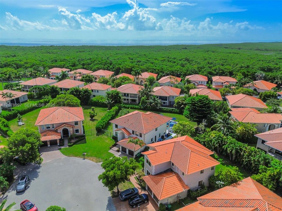 For Sale: $1,495,000 (5 beds, 4 baths, 3945 Square Feet)