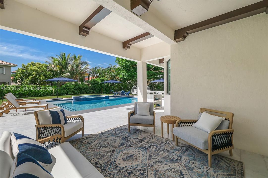 For Sale: $1,495,000 (5 beds, 4 baths, 3945 Square Feet)
