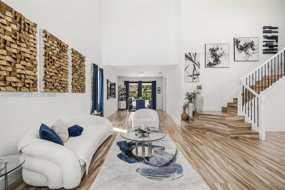 For Sale: $1,495,000 (5 beds, 4 baths, 3945 Square Feet)
