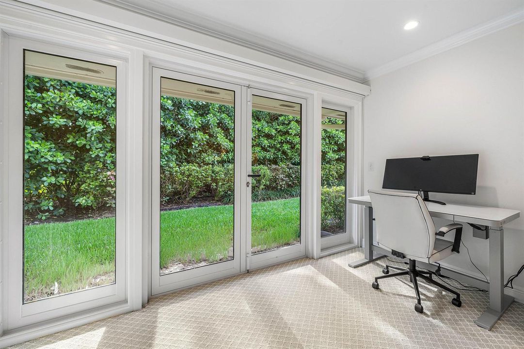 1st Floor Office
