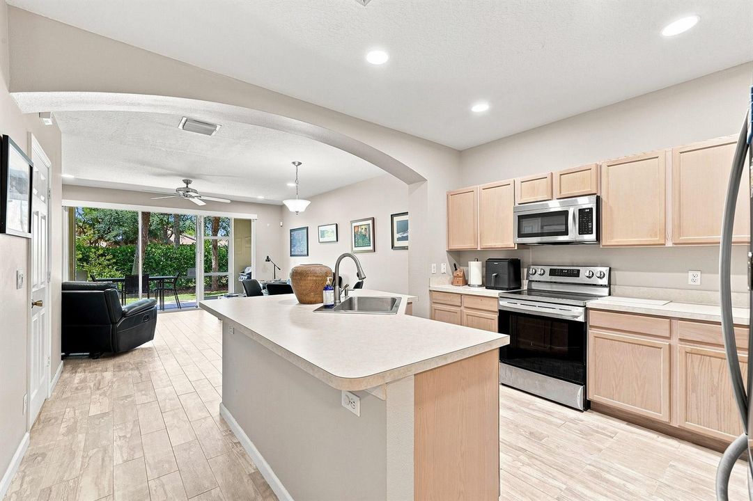 Kitchen & Living room