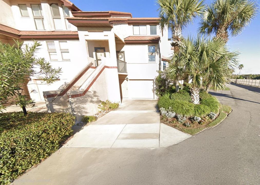 Front of home 8200 A1A unit 28