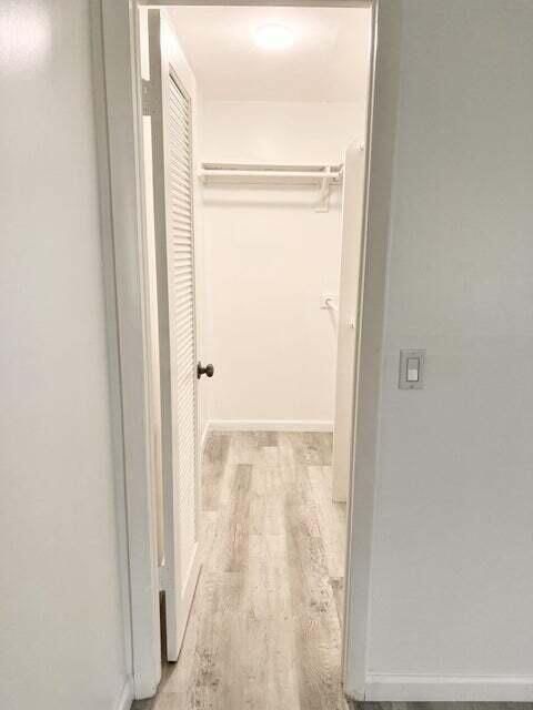 walkin closet