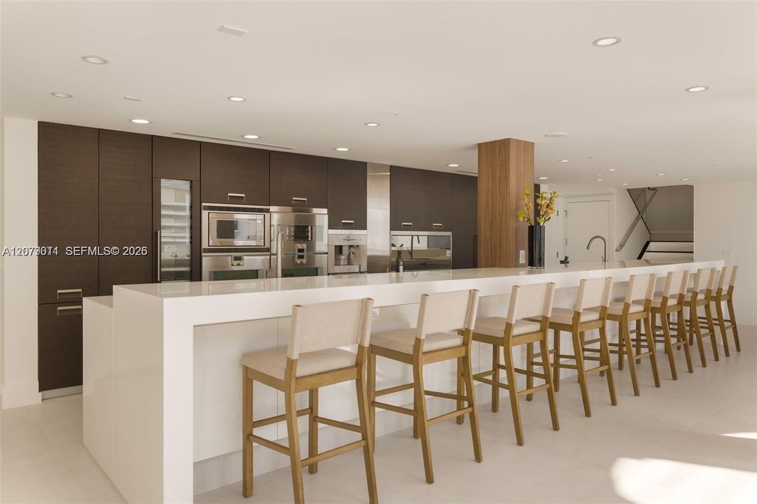 En Venta: $3,250,000 (3 camas, 3 baños, 4536 Pies cuadrados)