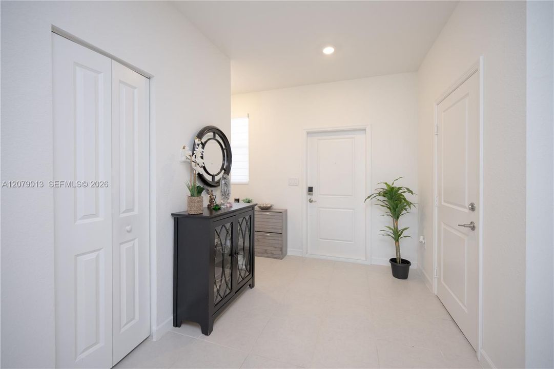 For Sale: $890,000 (5 beds, 3 baths, 3012 Square Feet)