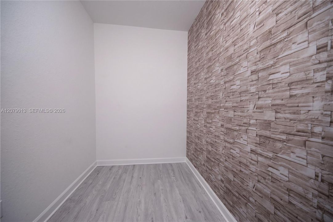 For Sale: $890,000 (5 beds, 3 baths, 3012 Square Feet)