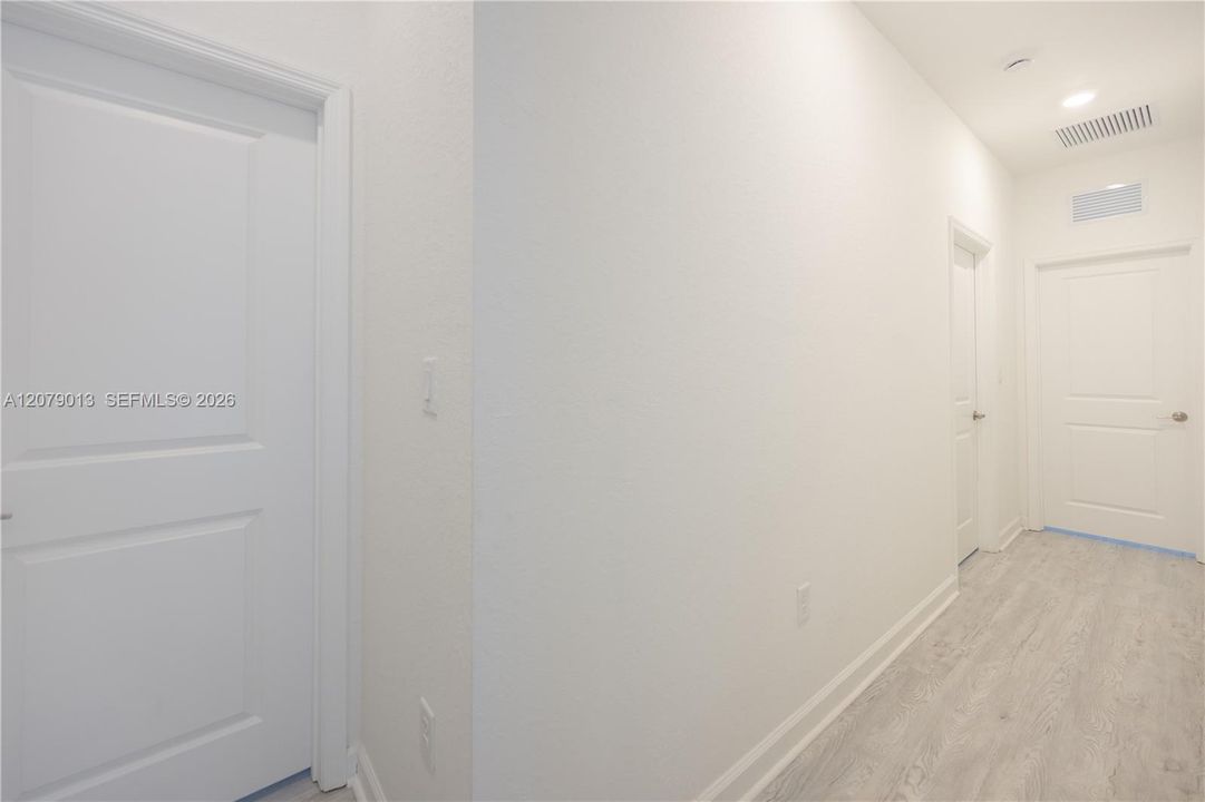 For Sale: $890,000 (5 beds, 3 baths, 3012 Square Feet)