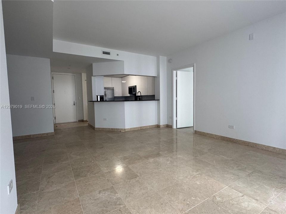 For Rent: $6,200 (3 beds, 3 baths, 1493 Square Feet)