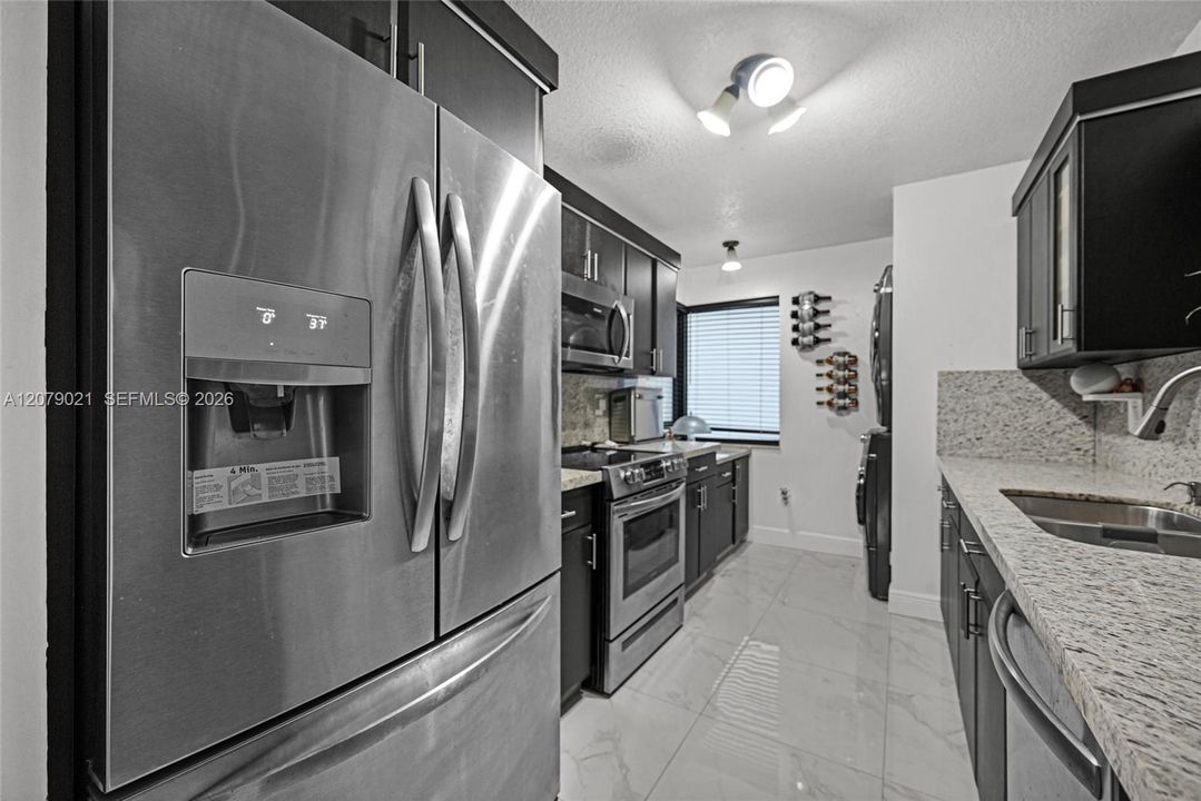 For Sale: $629,999 (3 beds, 2 baths, 1125 Square Feet)