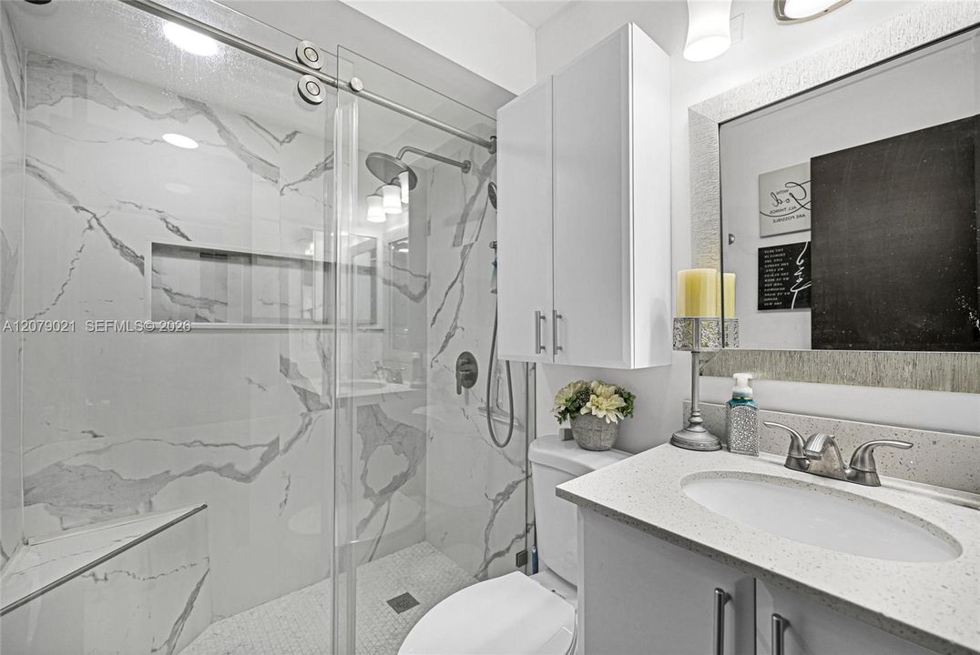 For Sale: $629,999 (3 beds, 2 baths, 1125 Square Feet)