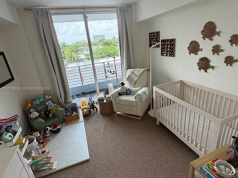 For Rent: $5,900 (2 beds, 2 baths, 1053 Square Feet)