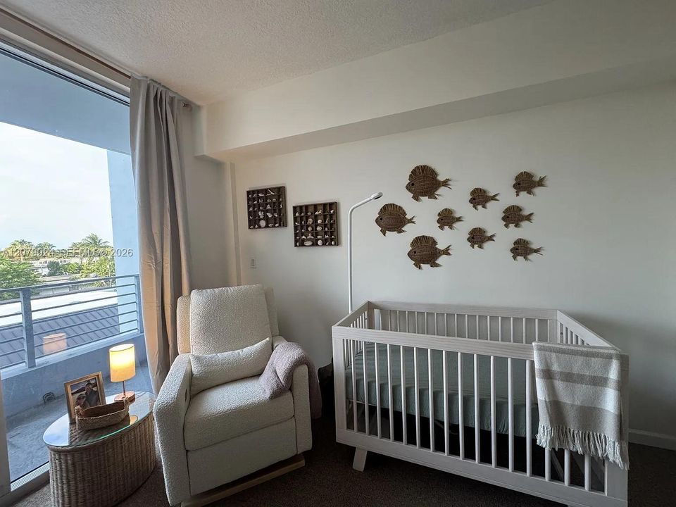 For Rent: $5,900 (2 beds, 2 baths, 1053 Square Feet)