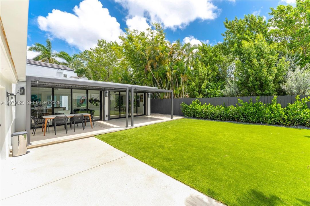 For Rent: $17,500 (4 beds, 3 baths, 2928 Square Feet)