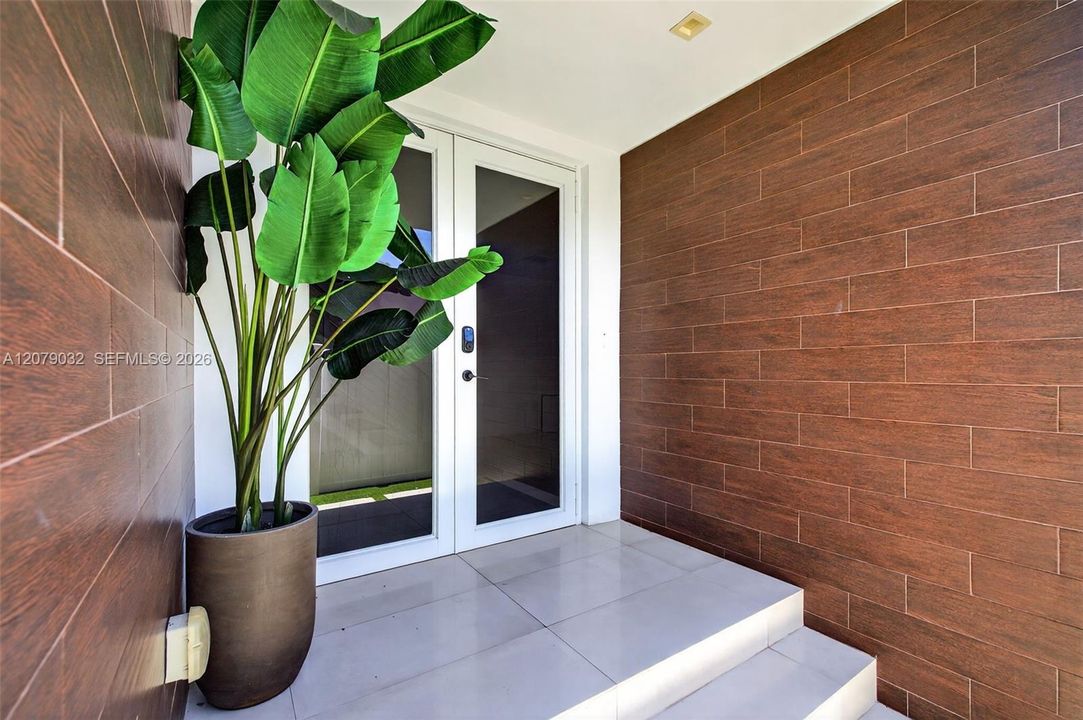 For Sale: $1,299,000 (4 beds, 3 baths, 2240 Square Feet)