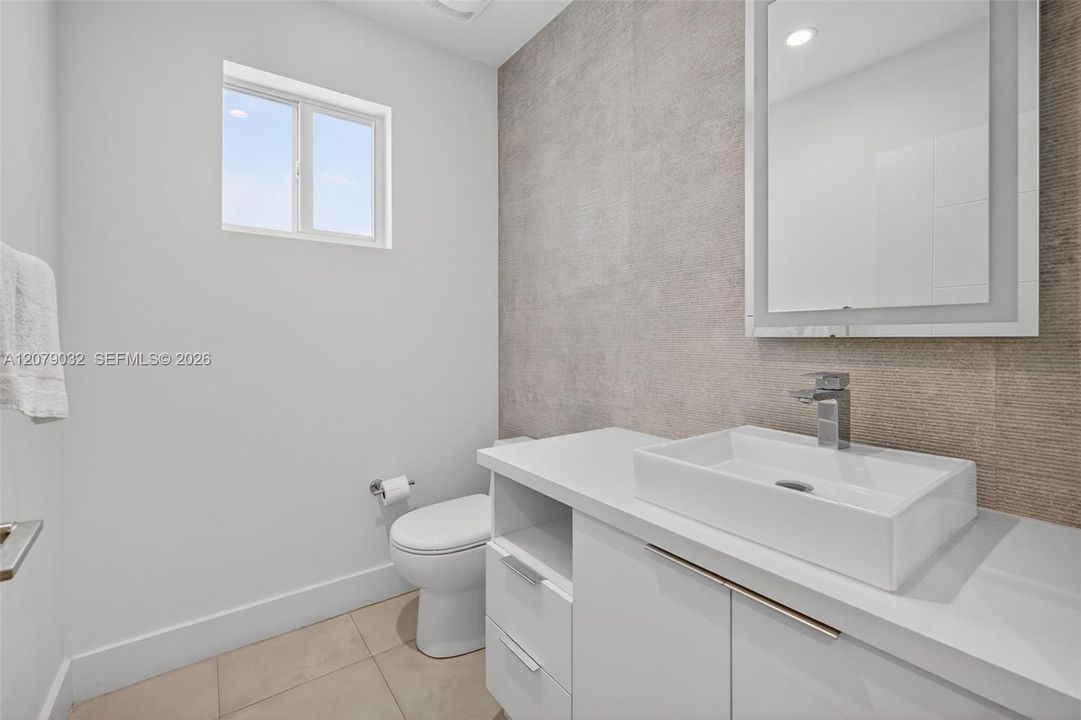 For Sale: $1,299,000 (4 beds, 3 baths, 2240 Square Feet)