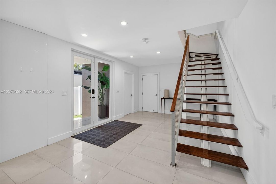 For Sale: $1,299,000 (4 beds, 3 baths, 2240 Square Feet)