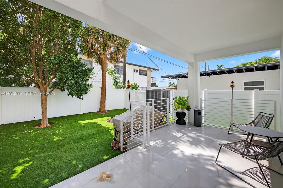 For Sale: $1,299,000 (4 beds, 3 baths, 2240 Square Feet)
