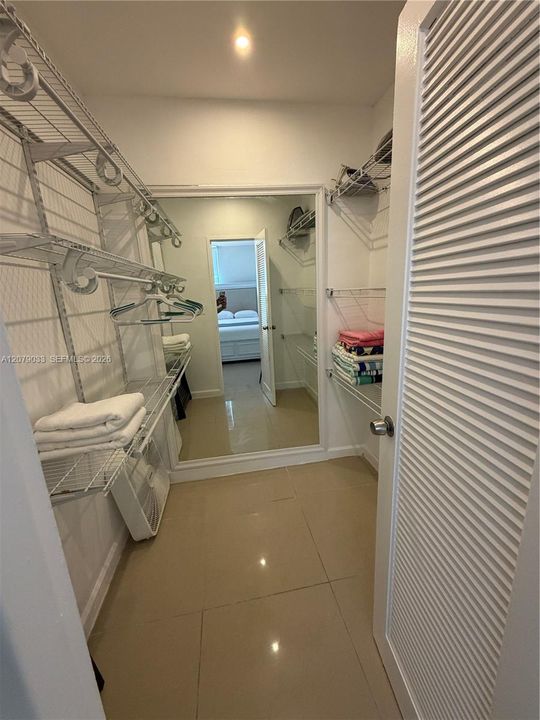 For Rent: $5,000 (2 beds, 2 baths, 1178 Square Feet)