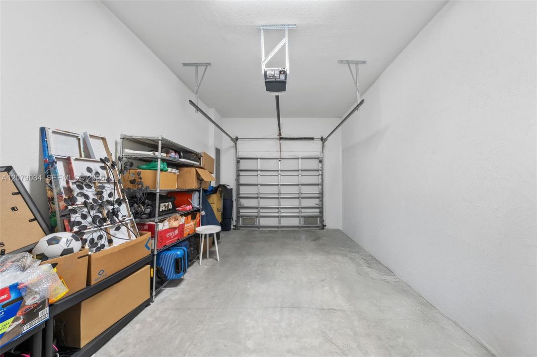 En Venta: $338,000 (3 camas, 2 baños, 1466 Pies cuadrados)