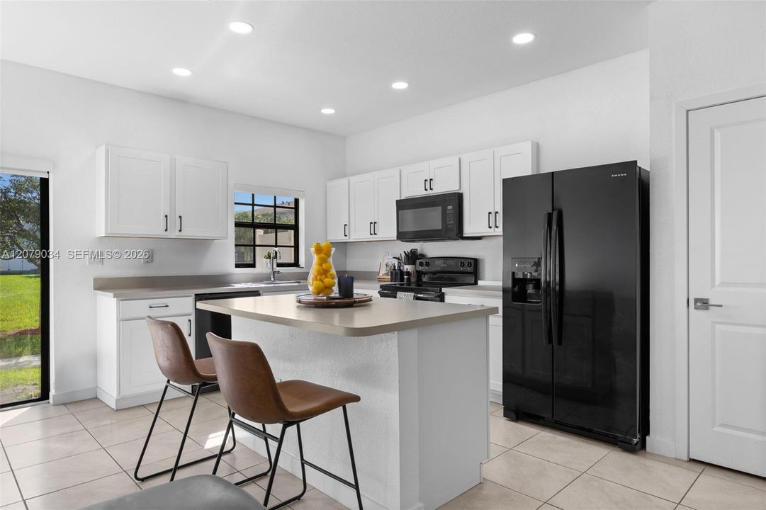 En Venta: $338,000 (3 camas, 2 baños, 1466 Pies cuadrados)