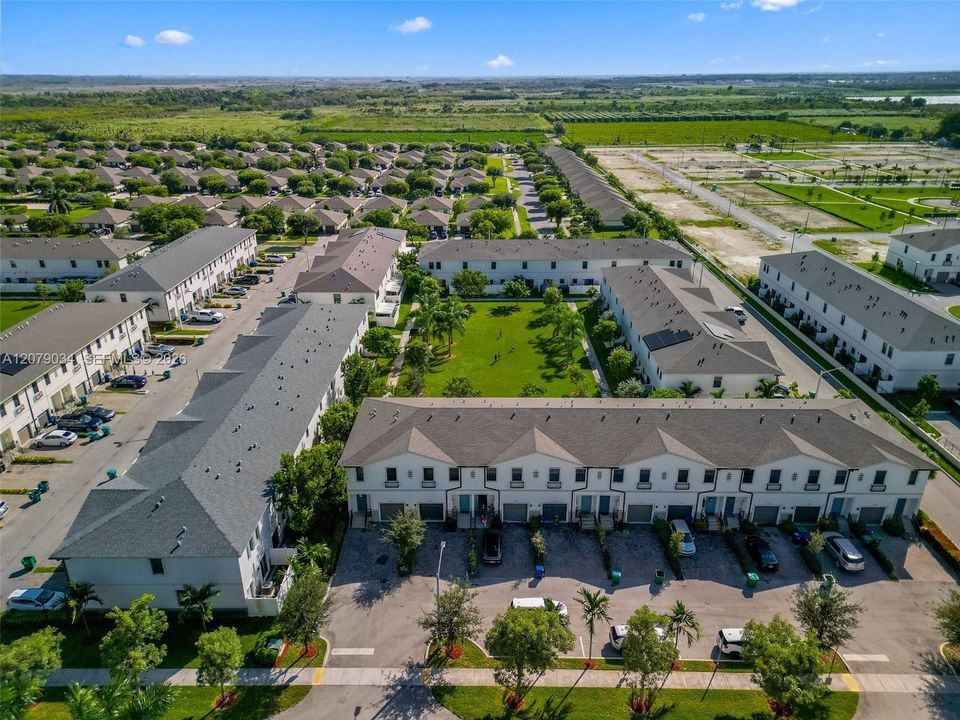 En Venta: $338,000 (3 camas, 2 baños, 1466 Pies cuadrados)