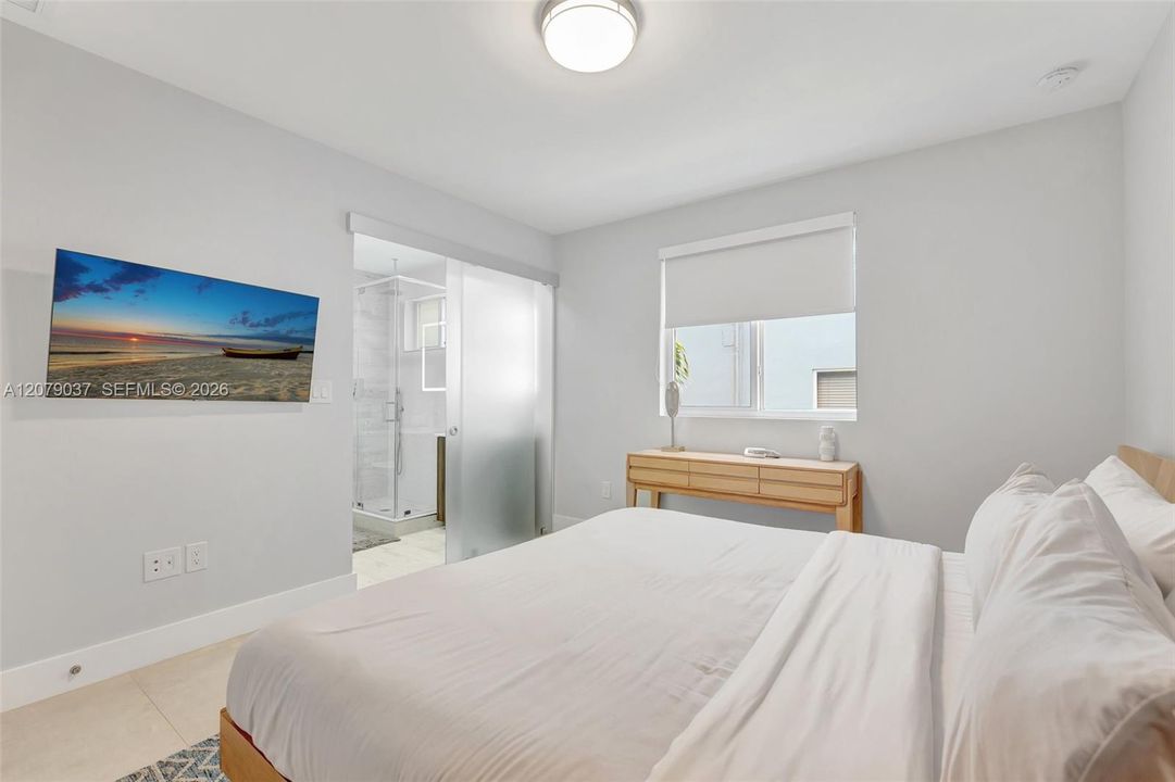 For Sale: $1,375,000 (3 beds, 4 baths, 2888 Square Feet)