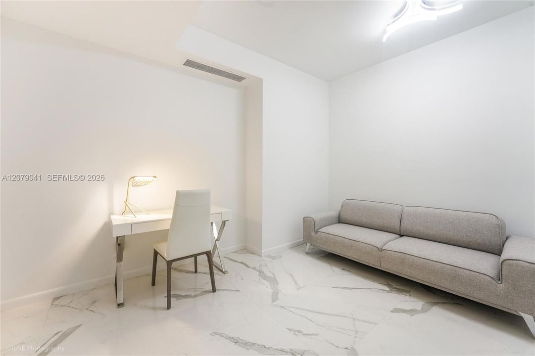 For Rent: $28,500 (3 beds, 4 baths, 4154 Square Feet)