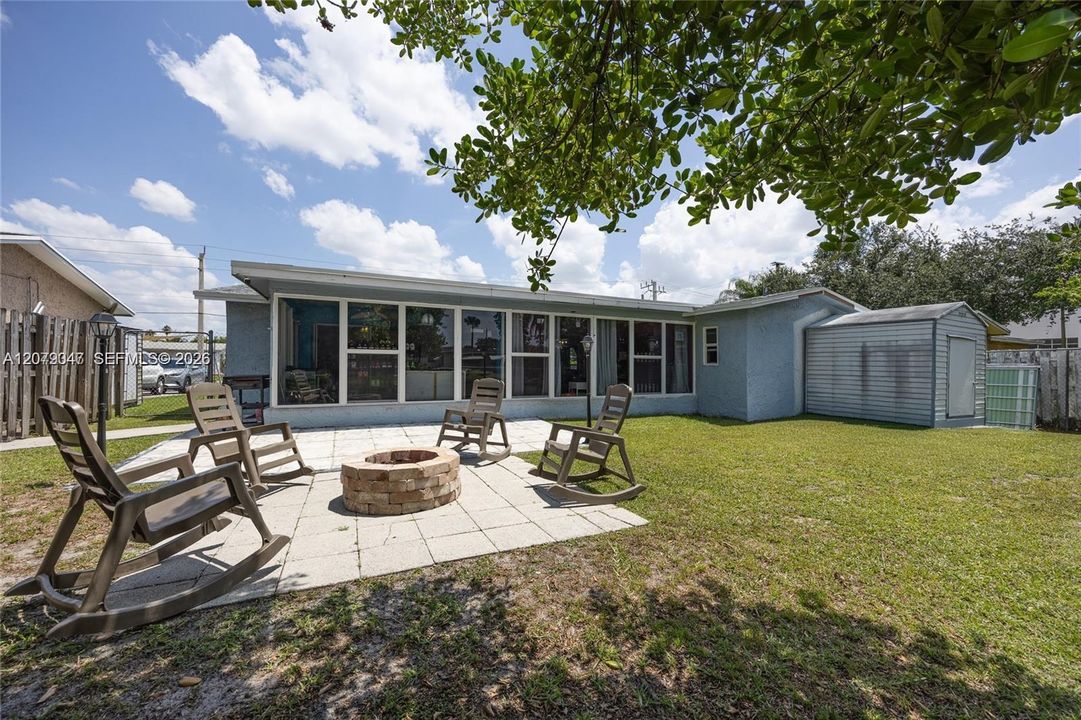For Rent: $3,800 (3 beds, 2 baths, 1603 Square Feet)